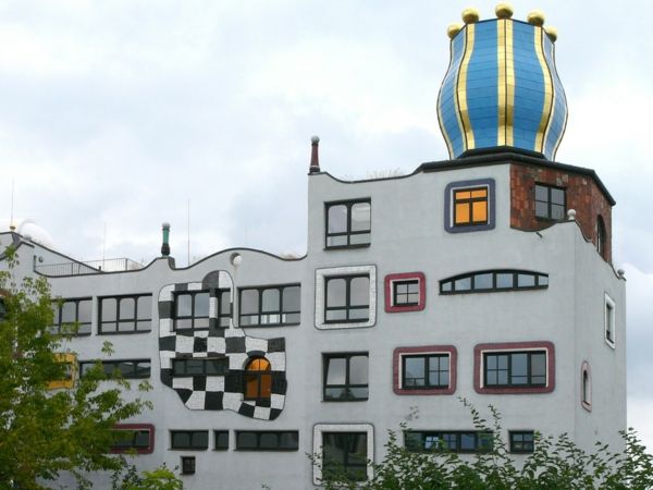 Hundertwasser-art-Luther-Melanchthon-telocvičňa-Wittenberg