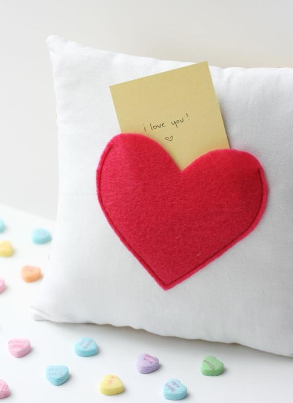 ideias-para-valentine-coração-deco bela-idéias-travesseiro