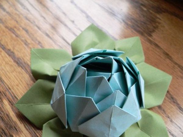 Origami vandens lelija-in-žalia-mėlyna