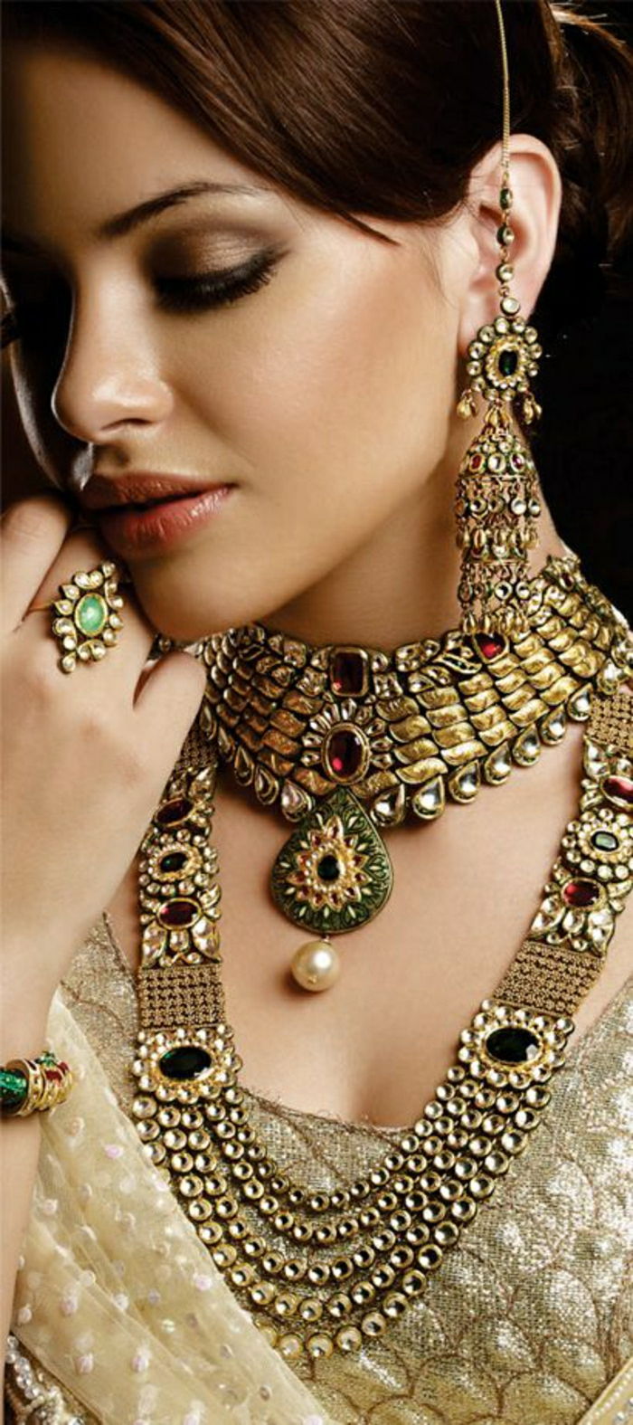 Indian accesorii-aur bijuterii de mireasă