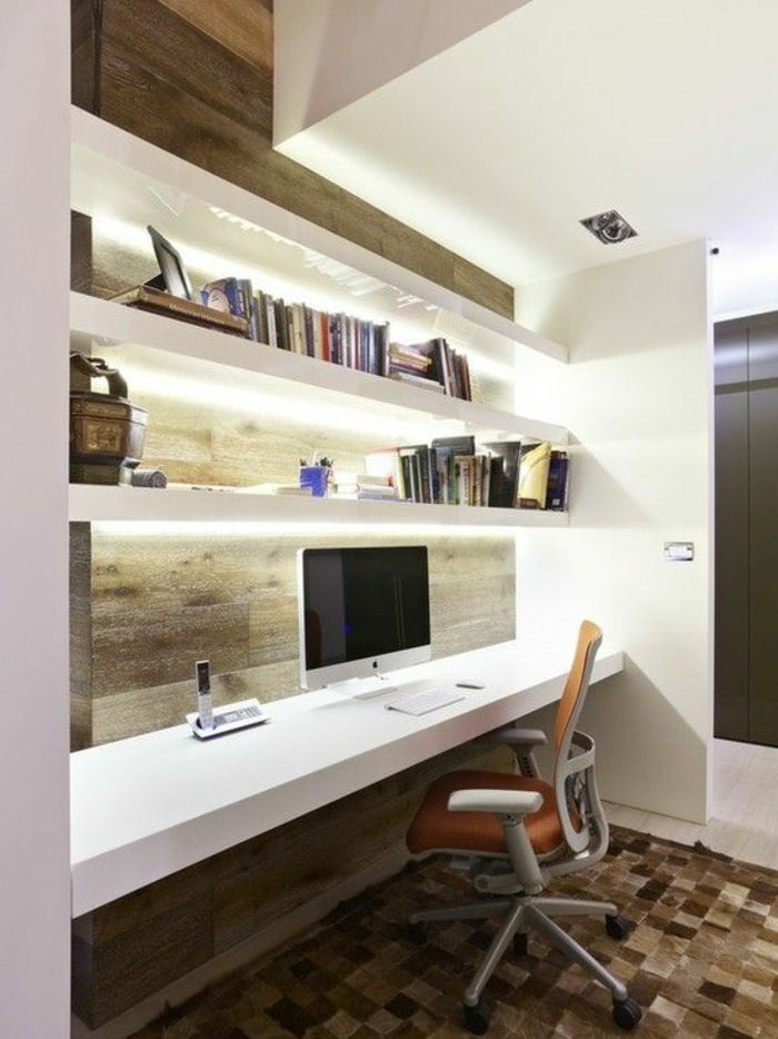 interiør-ideer-for-office-romlig-roms stort skrivebord hyller