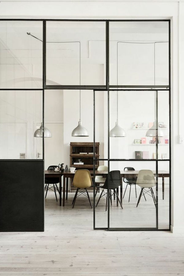 Interiördörrar-design-idéer-interiör-design-vardagsrum-glasdörrar Glasdörrar för inredning