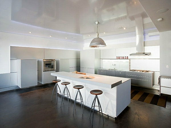 Innovativ-kjøkken bar krakk-design-og-hvit konstruksjon-tre-gulv