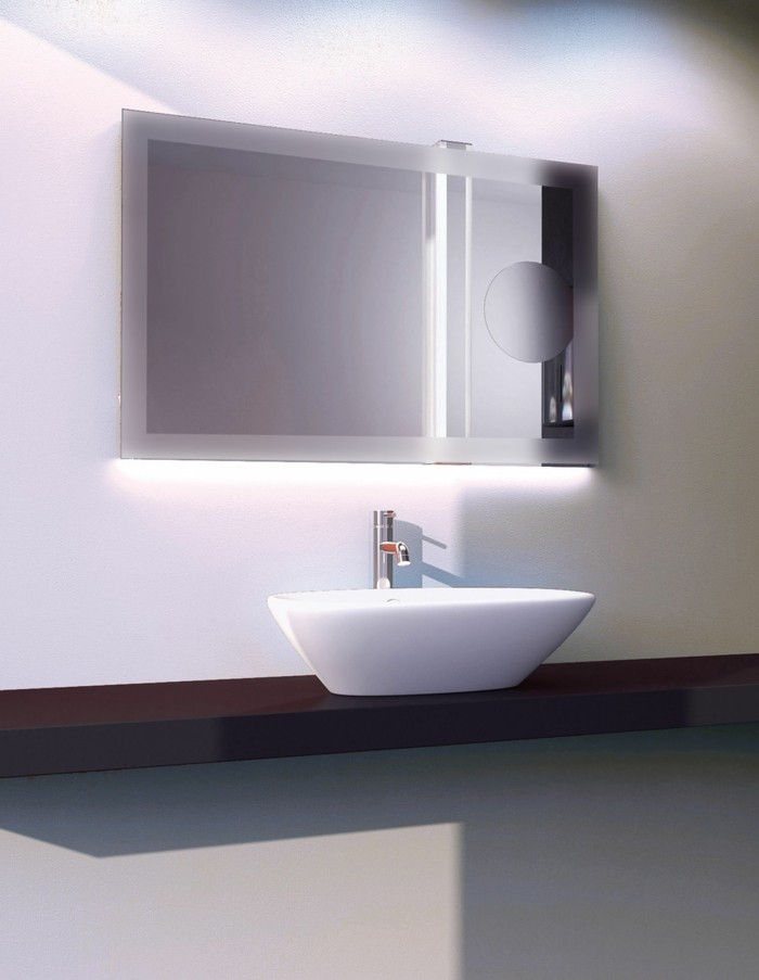 Zaujímavý model, moderné zrkadlo-on-a-malom umývadle