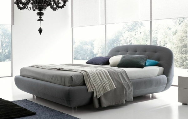 Italijansko-sobno-moderno-sivo-posteljna