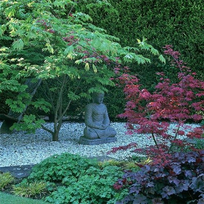 statuie japoneză Garden Buddha