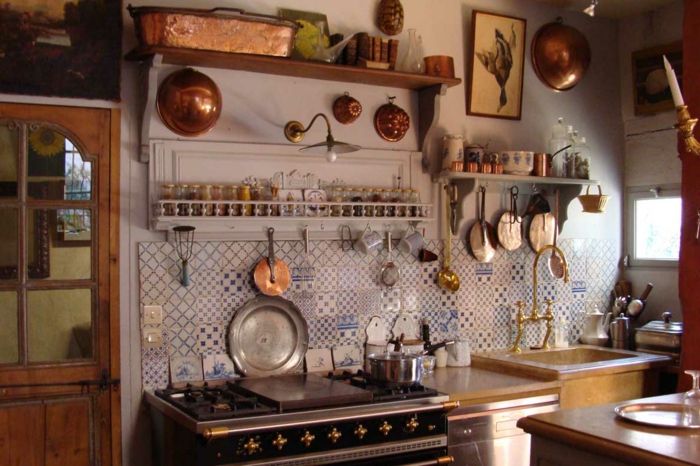virtuvė-Country stiliaus indai derliaus elementai