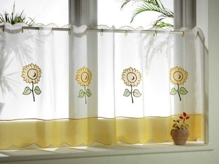 tortas užuolaidų idėjos, nedidelio lango gėlių-modelis