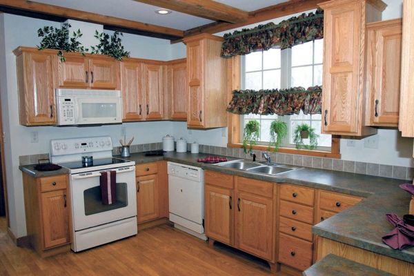 kuhinja dizajn-od-lesa-udobno vzdušje