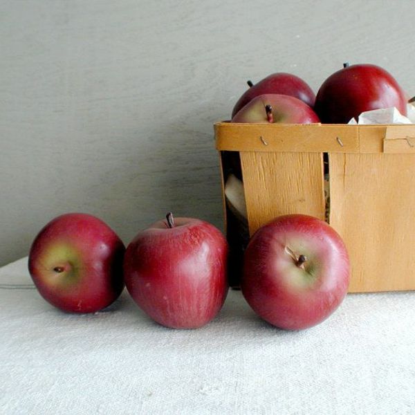 Yapay-kırmızı-elma-dekorasyon fikri