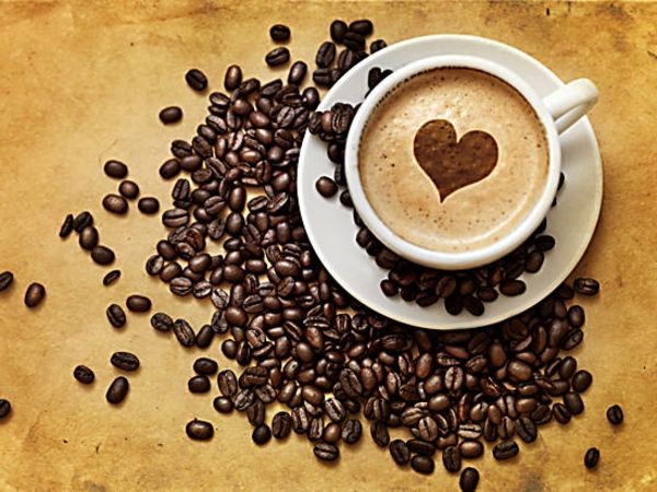 koffiekop-heart-Kaffeebohnen