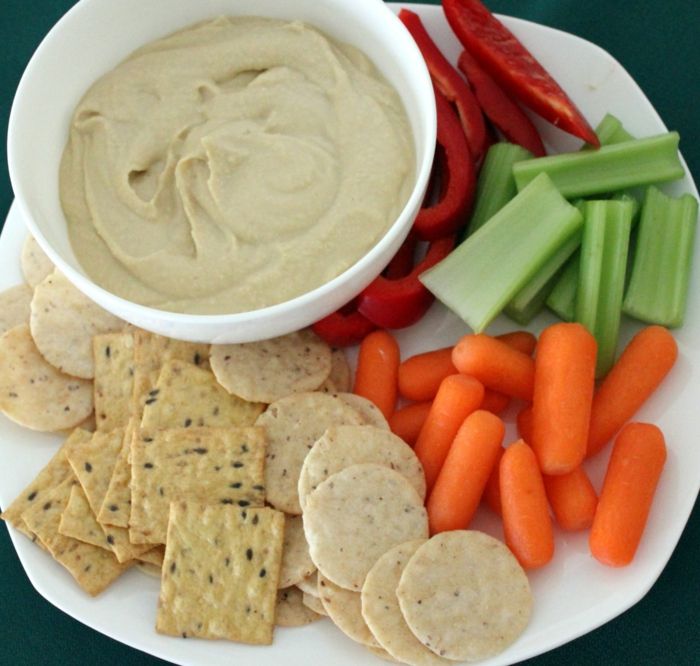 calorii nucă biscuiți cu susan morcovi castraveți ardei hummus sosul sos pentru legume