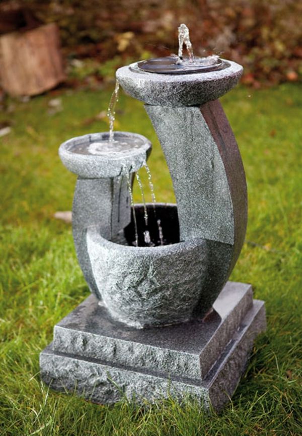 cascata-fountain-de-pedra-Gartengestaltung
