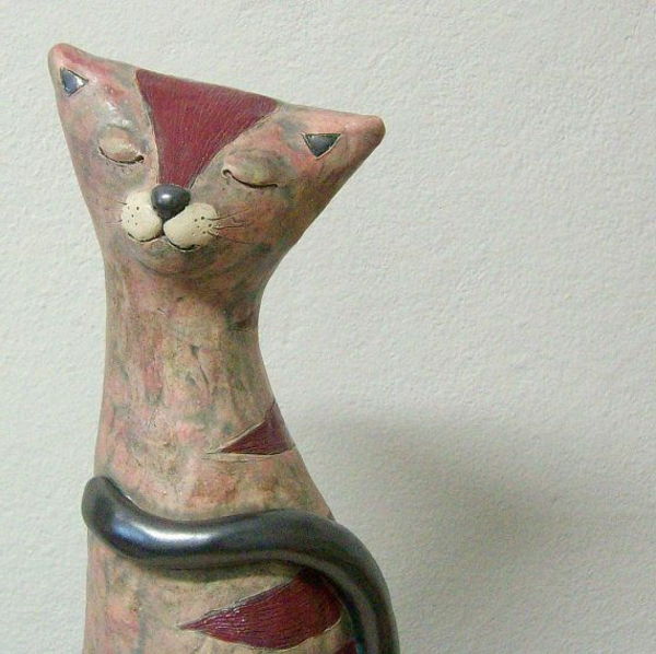 pisica figuri-de-ceramica-brun