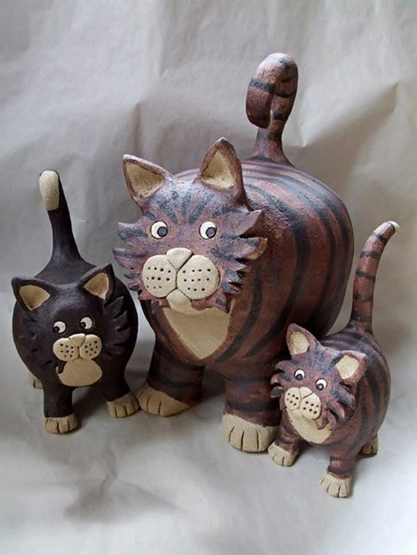 gato figuras-de-cerâmica cinza