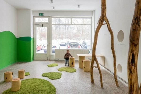 przedszkola, wnętrze projektowania naturalne pokój drewnianymi motywy