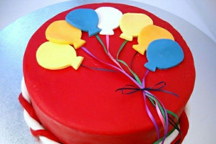 tort urodzinowy dla dzieci-bardzo-ciekawe-czerwono-design-funny-motive