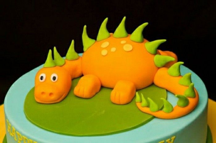 i bambini torta-del-compleanno-once-modello-dragon figurine