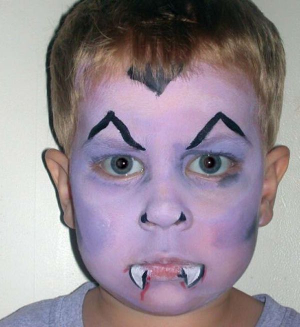 Make-up-vampyras-įdomus-idėja-juokingas veidas