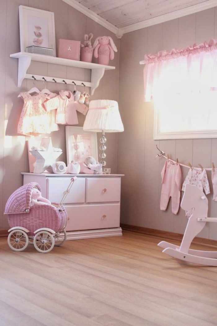Bebek odası dekorasyon pembe renk lambası kreş oyuncakları bebek kız dolap giysileri