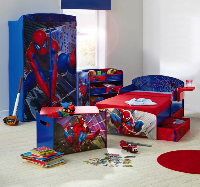 deti izba nápady chlapci spiderman posteľ skriňa modrý skriňa červená posteľ reter koberec
