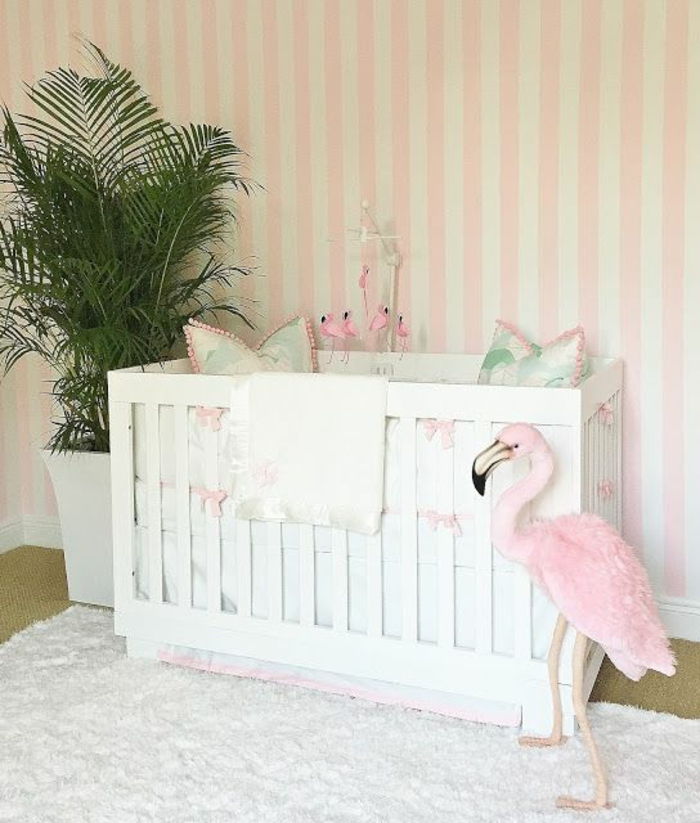 mobilyalar kreş fikirleri beyaz yatak flamingo çiçekler palm yeşil bitki yastıklar fikirler halı