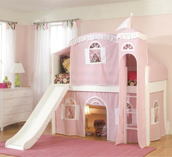 Izba pre dievčatá s vysokým dizajnom posteľou so snímkou