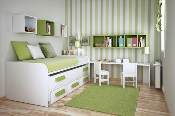 otroški barve-zeleno-belo-črtasto in bele-stoli