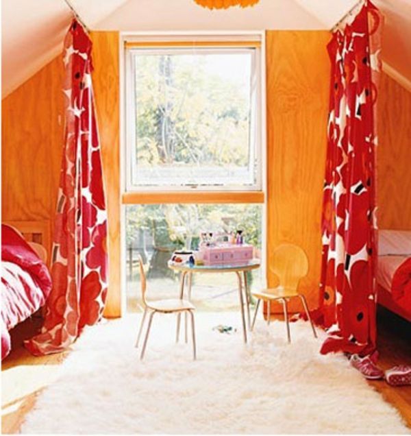 idéia de divisão de quarto com divisórias com cortinas-como-berçário