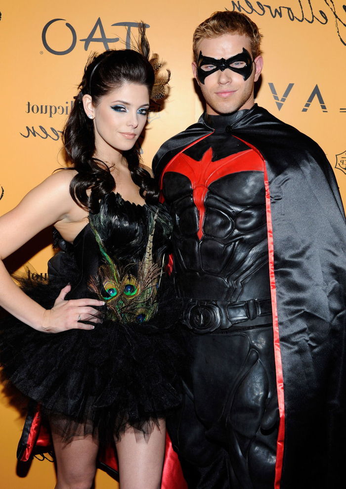 svarta kläder av superhjältar av tvåstjärnor inspiration för barndoms hjältar kostymer