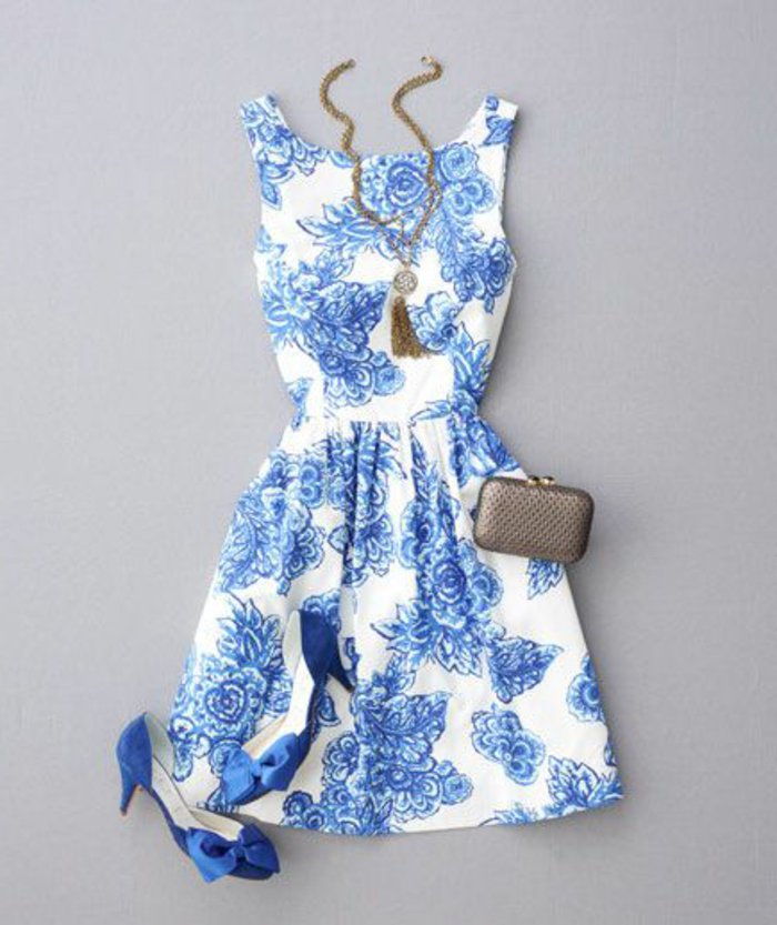 Suknelė-trumpas-elegantiškas ir-atitikimo mėlynus batus