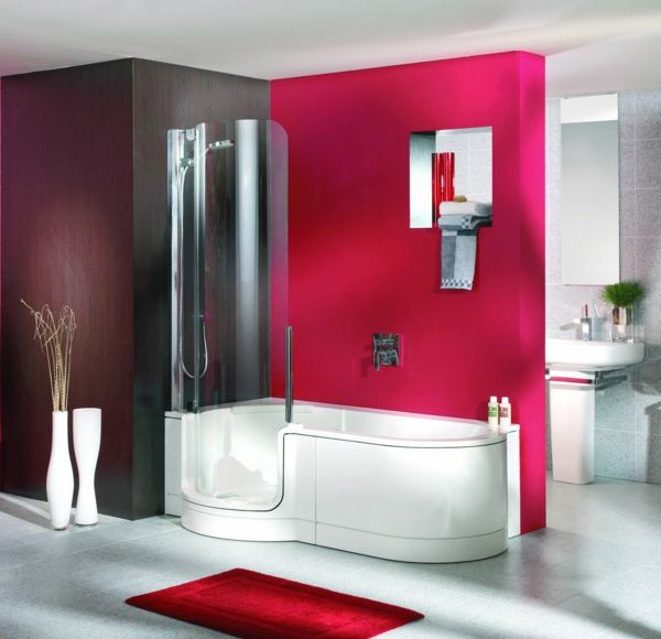 malá vaňa, sprchovací kút kombinácia ružovej steny