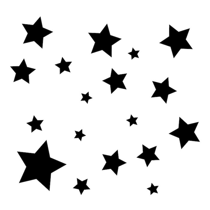myšlienka na čierne tetovanie s malými a veľkými čiernymi hviezdami