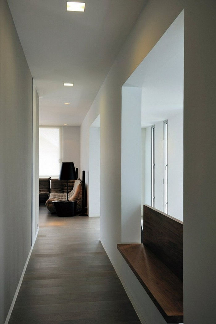 mali hodnik-set-minimalistično-design-klop