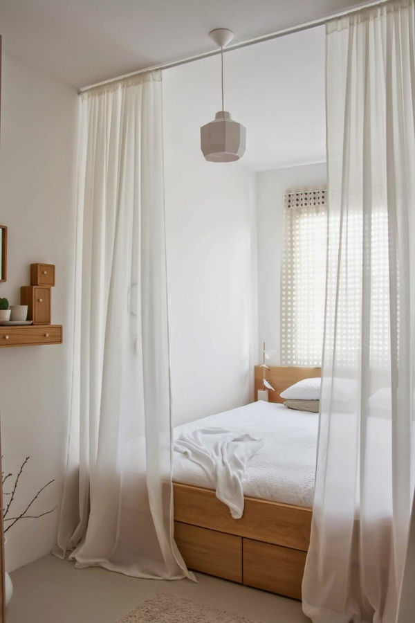 mažas miegamasis nustatyti skaidrūs-balta-užuolaidos