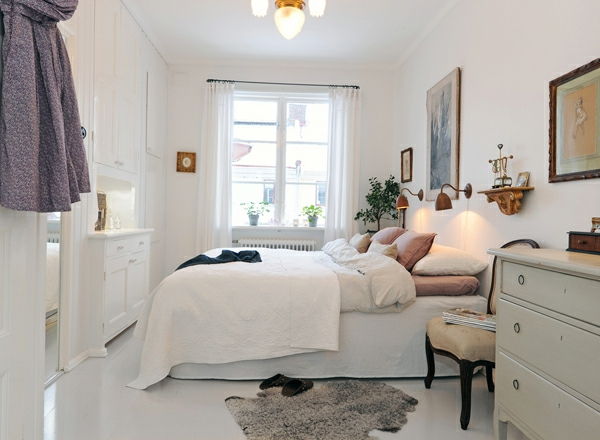 mic-dormitor-set-foarte-frumos alb-