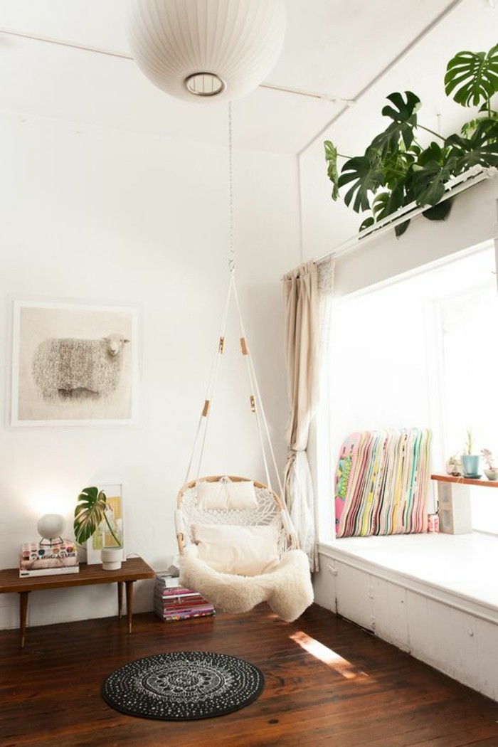 små vardagsrum-in-beige-intressant design