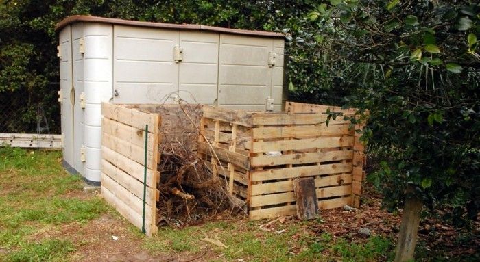 Kompostér-vlastné-build-pra-kompostér-own-build