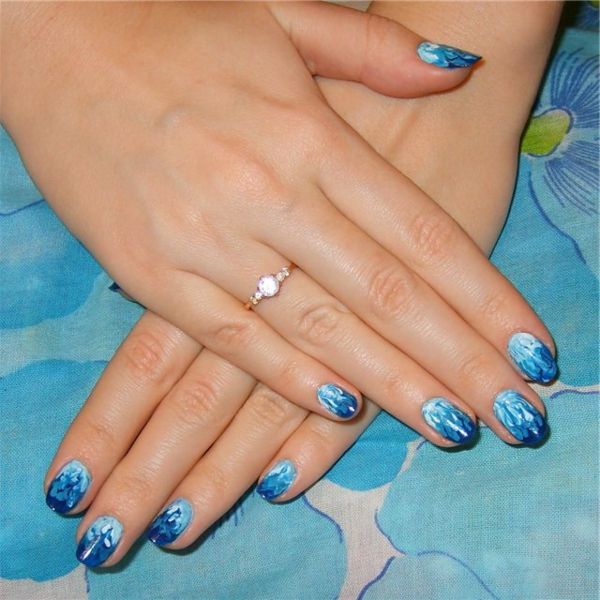 Fotografie nail art for wedding - modrá farba