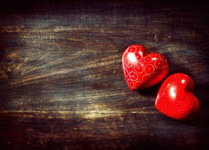 proste ozadje valentinovo-dve svetleči-rdeče srce