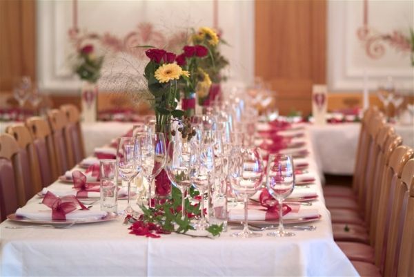 kūrybinės-made-wedding-decorations-for-table-red-elementai