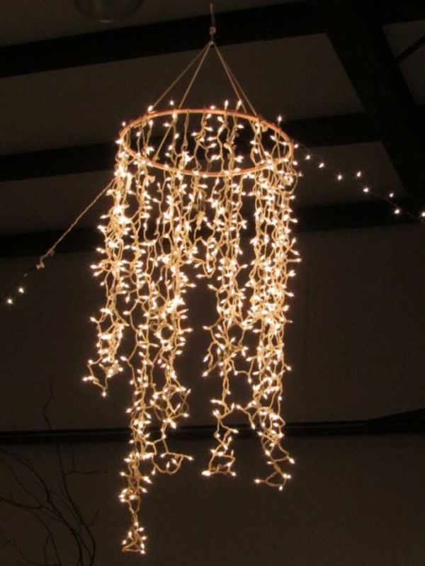 kronleucheter-med-hängande-lampor kedjor