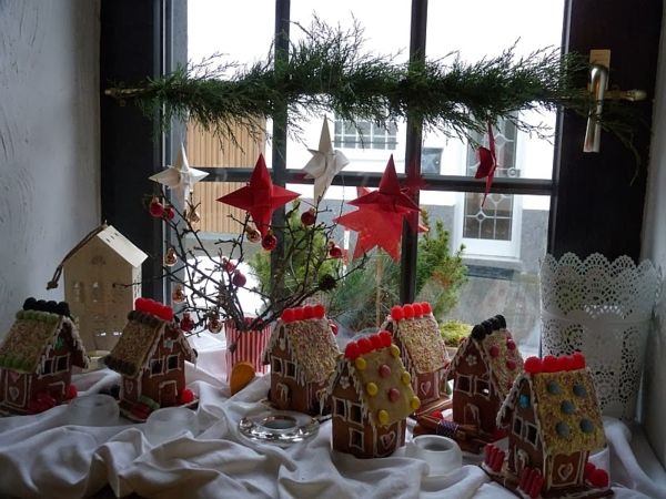 medenjaki-božično-hiše okna