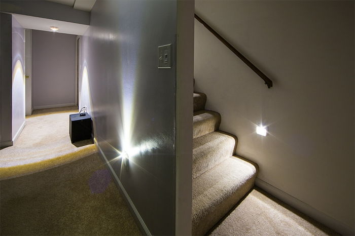 condotto scala di illuminazione-bella-interior-design-semplice