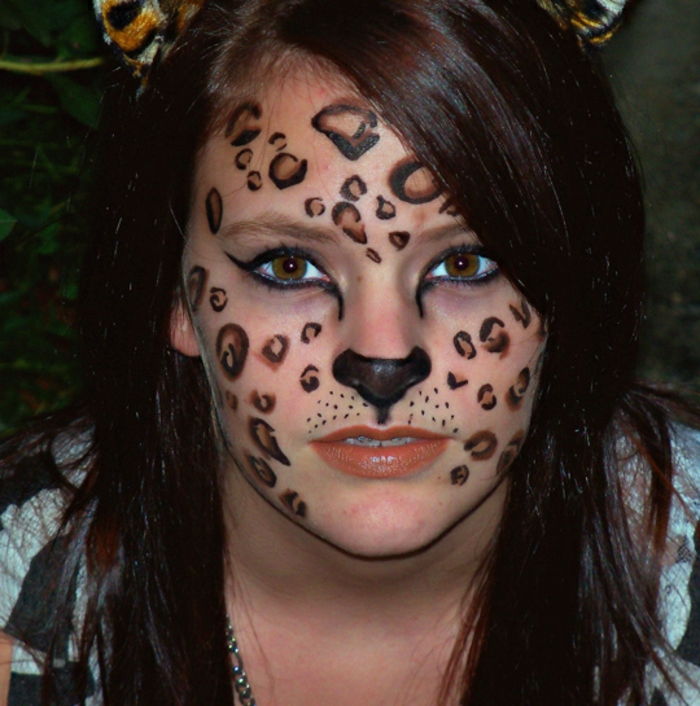 leopard face-make-up-girl-with-brown-hair