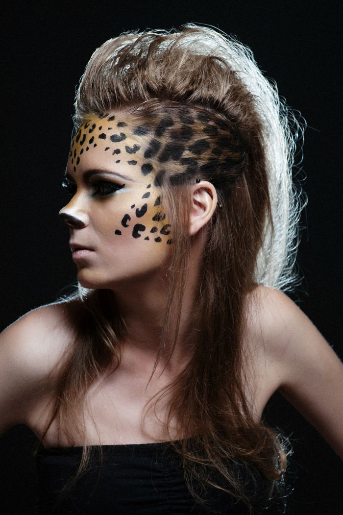 leopard fata-machiaj-stră-coafura