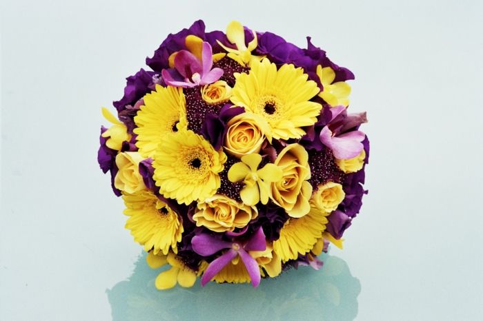 violetinė geltona-brautstrauß-gražūs-idėjos-Hochzeitsdeko-vestuvių dekoravimas-kėlimo