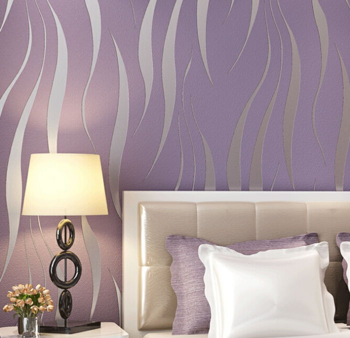 violet-tapet-lampă-next-the-Bedded