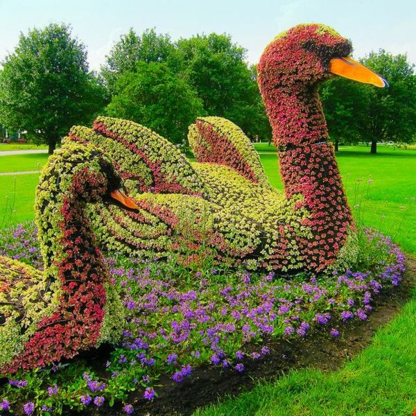 funny-gartenfiguren-Montreal-Kanada-swan