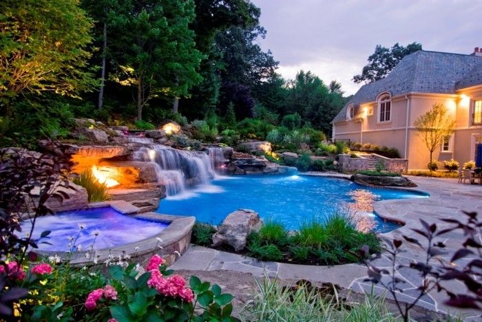luxo piscina-é-aqui-nem-a-luxo-piscina-em-jardim
